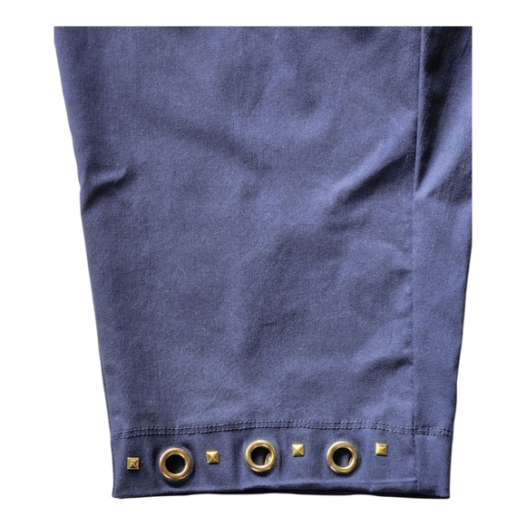 C.D. Petites Navy Pull-On Capri Pants LP Grommet Hem Stretch Cathy Daniels - Picture 3 of 5